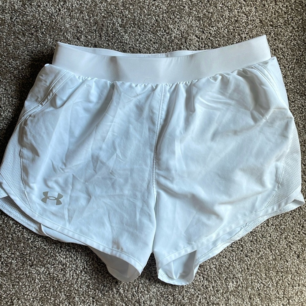 Under Armour XS white athletic shorts